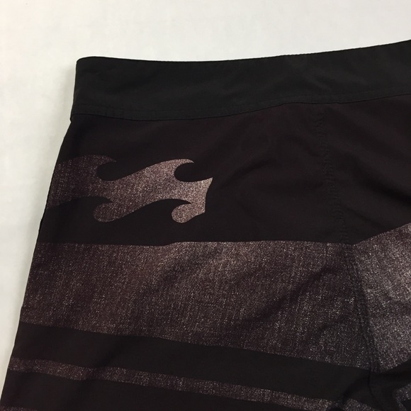 Billabong Striped Swim Trunks - Picture 6 of 7